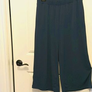 Cropped wide leg pants
